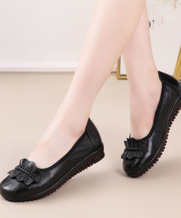 Classic Vintage Shoes with a Flattering Fit