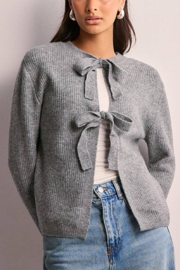 Gracefully Styled Garment for Any Occasion