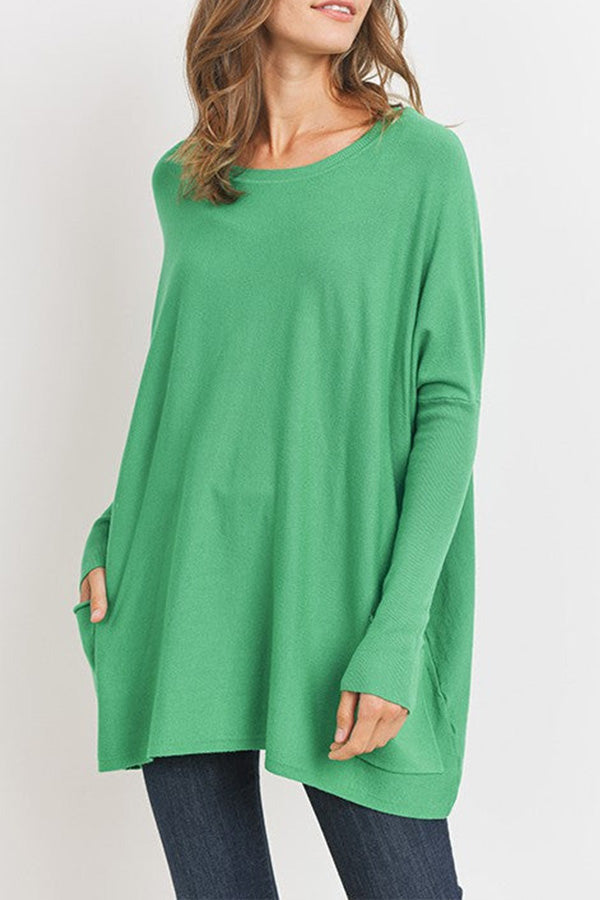Effortlessly Elegant Sweater with a Timeless Design
