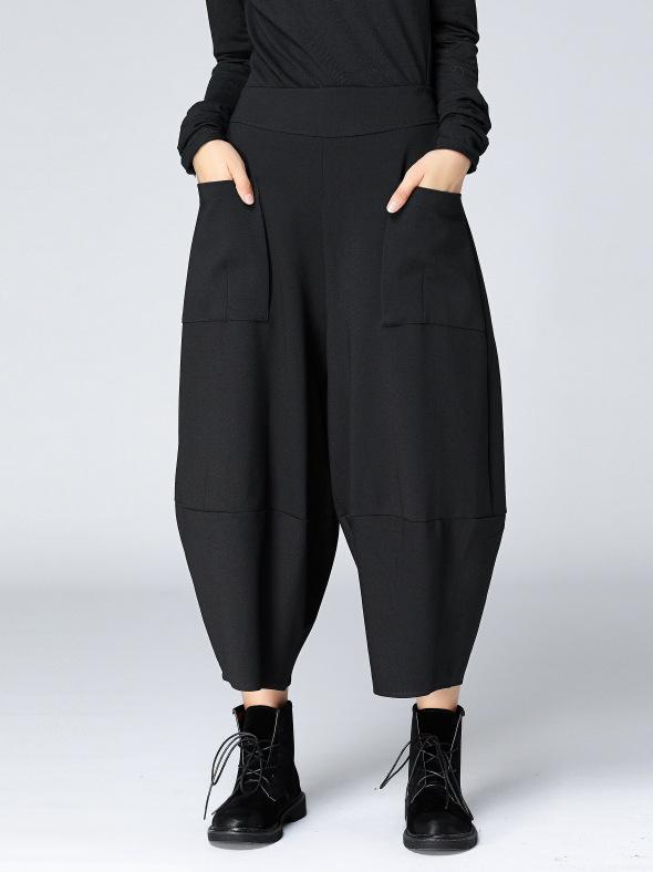 Gracefully Styled Pants for Any Occasion