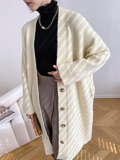 Beautifully Finished Cardigan in a Timeless Design