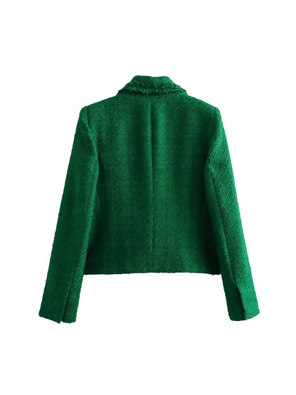 Effortlessly Elegant Garment with a Timeless Design
