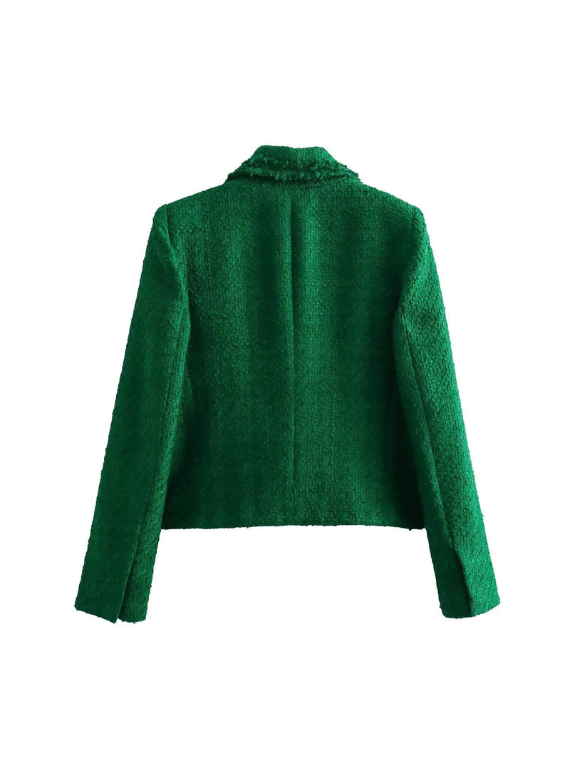 Effortlessly Elegant Garment with a Timeless Design