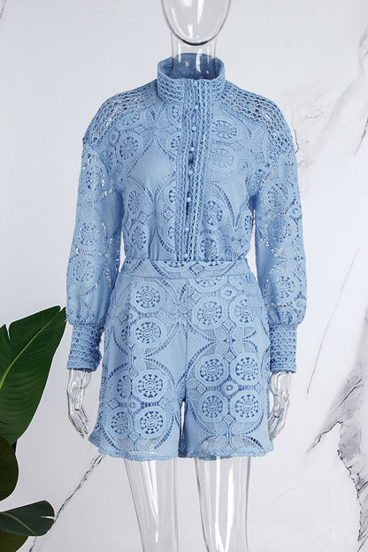 Effortlessly Elegant Garment with a Timeless Design
