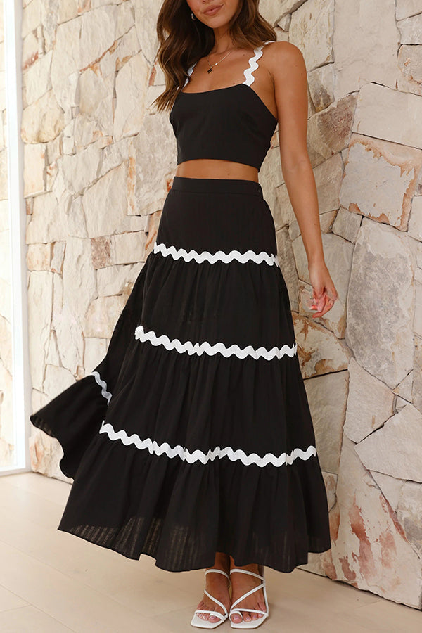 Effortlessly Elegant Garment with a Timeless Design