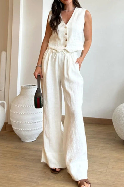 Beautifully Finished Pants in a Timeless Design