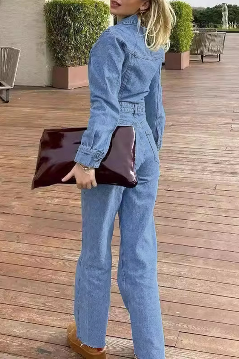Well Tailored Garment with a Graceful Silhouette