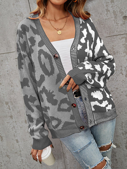 Classic Vintage Cardigan with a Flattering Fit