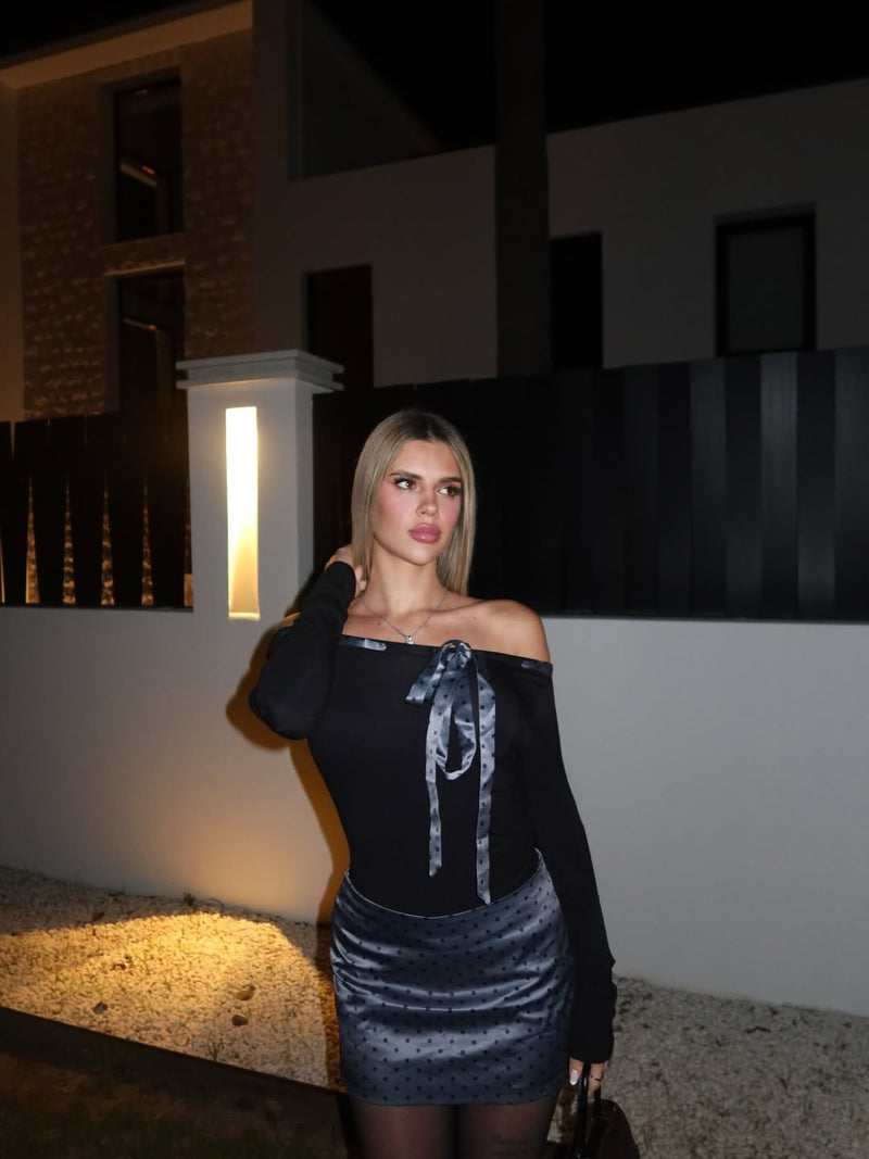 Well Tailored Garment with a Graceful Silhouette