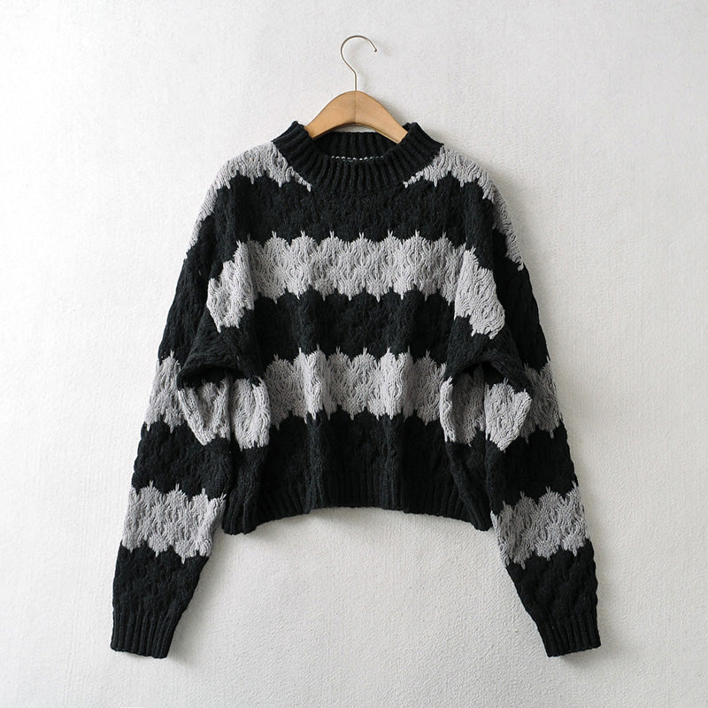 Classic Vintage Sweater with a Flattering Fit