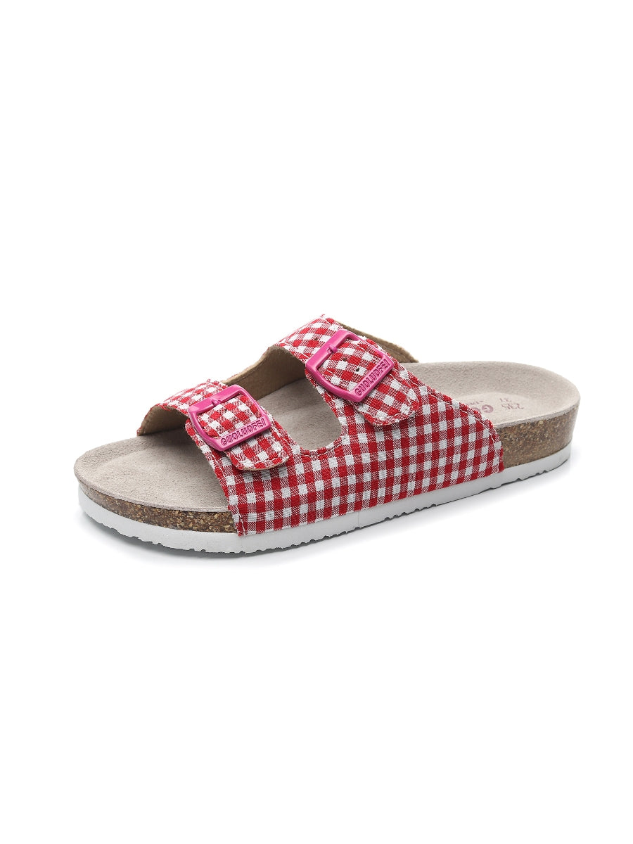 Effortlessly Elegant Sandals with a Timeless Design