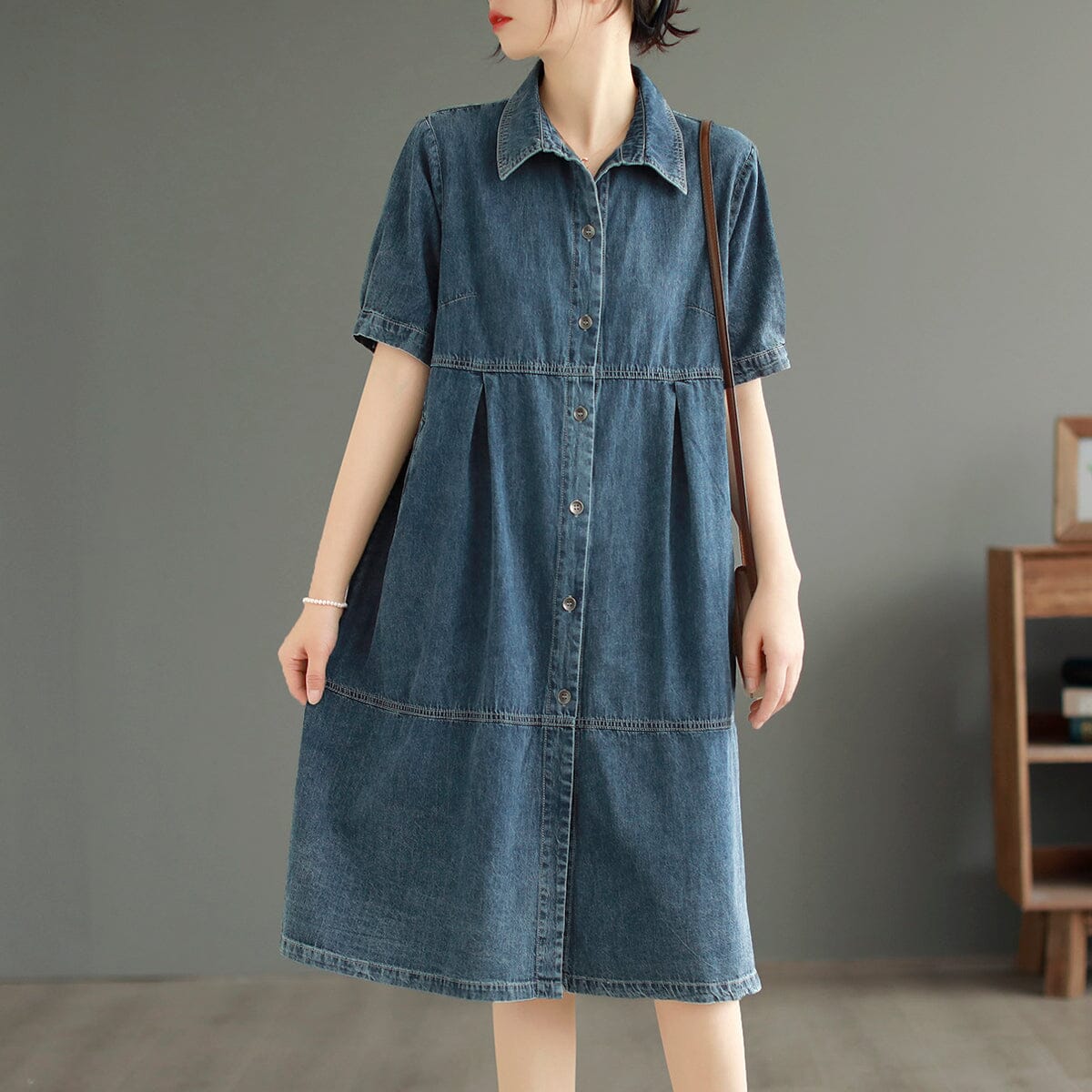 Sophisticated Dress with a Clean Classic Look