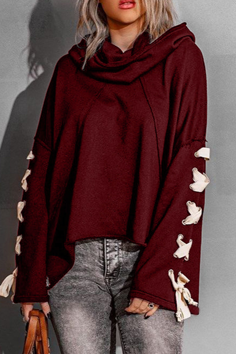Well Tailored Top with a Graceful Silhouette