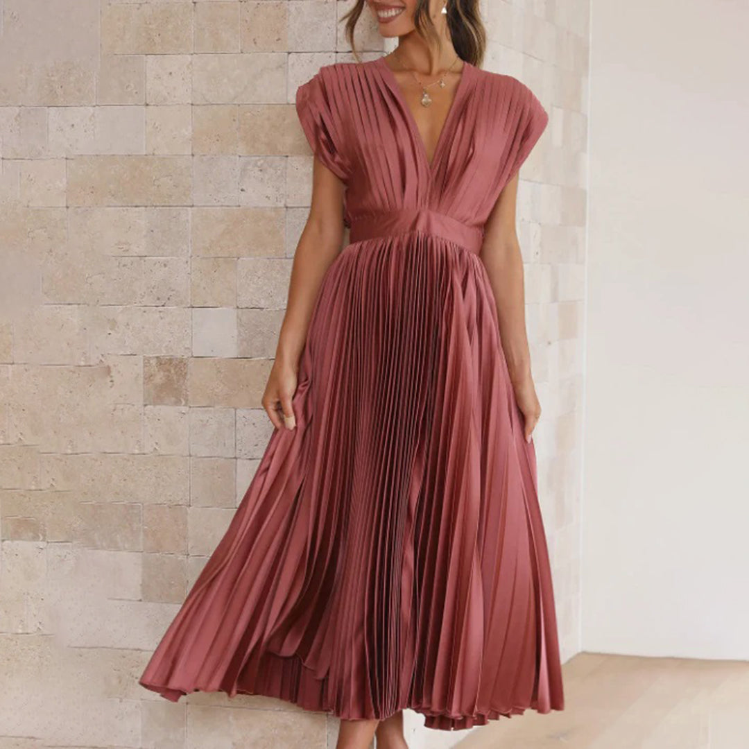 Polished Dress with an Effortless Classic Look
