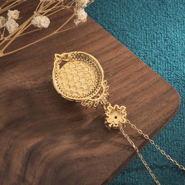 Classic Vintage & Enduringly Stylish Garment