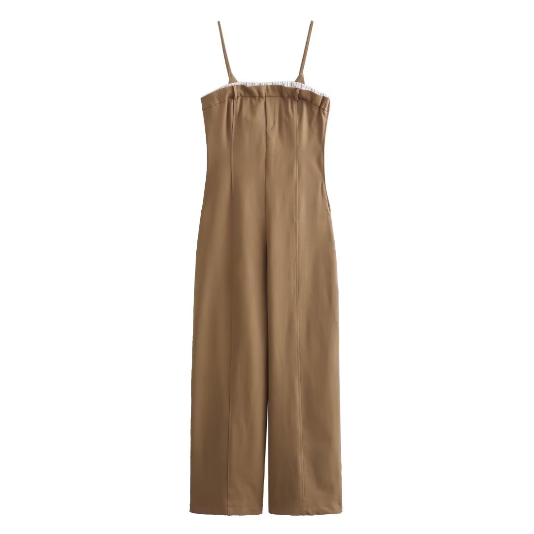 Effortlessly Elegant Garment with a Timeless Design