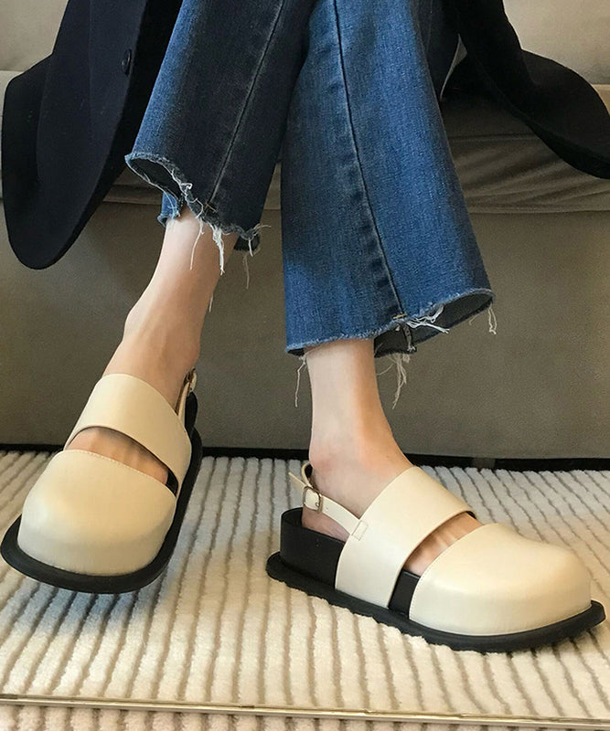 Effortlessly Elegant Sandals with a Timeless Design