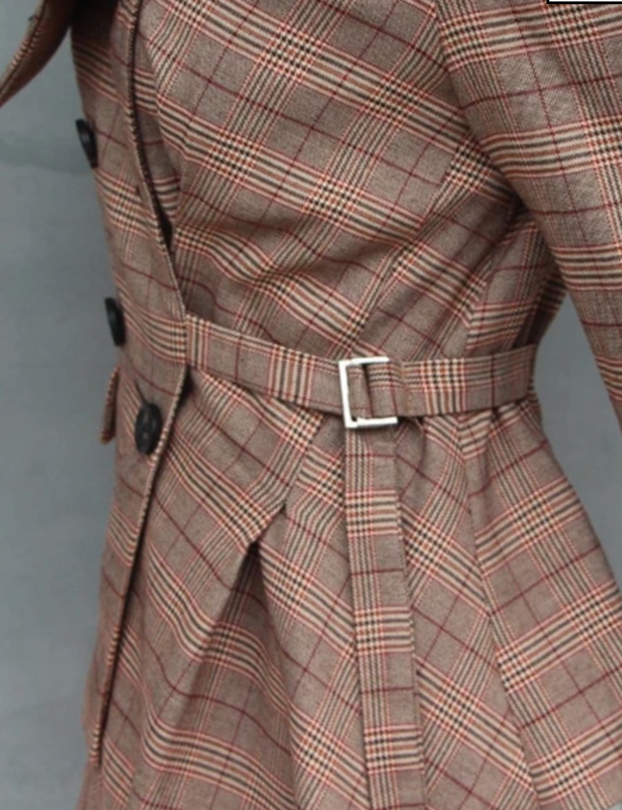 Gracefully Styled Jacket for Any Occasion