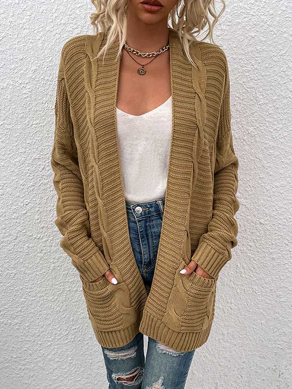 Well Tailored Cardigan with a Graceful Silhouette