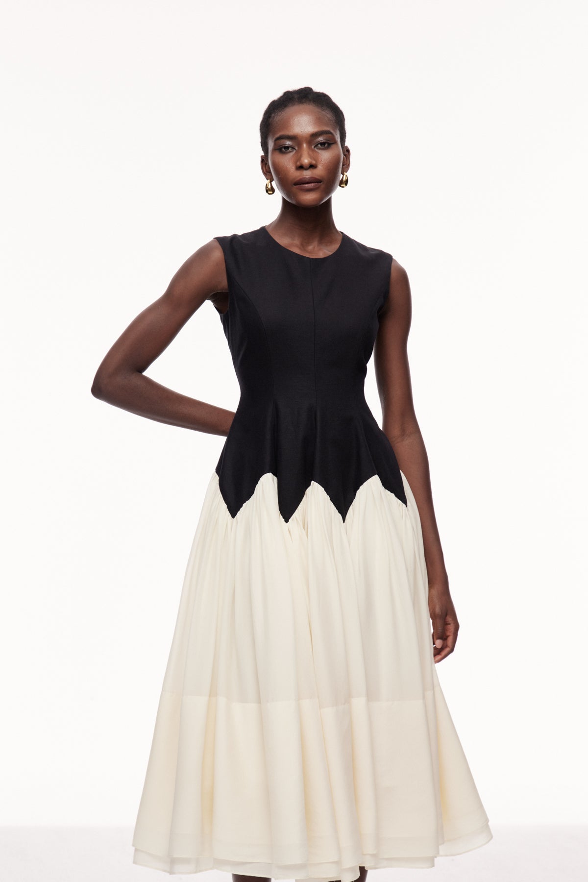 Classic Vintage & Enduringly Stylish Dress