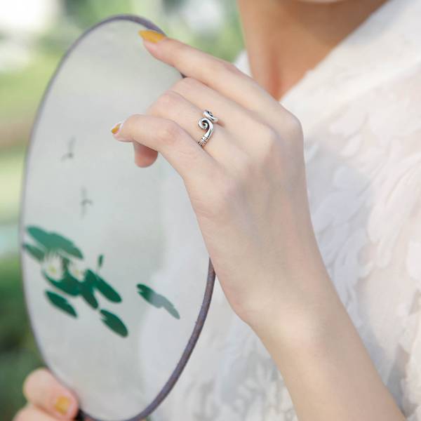 Classic Vintage & Enduringly Stylish Garment