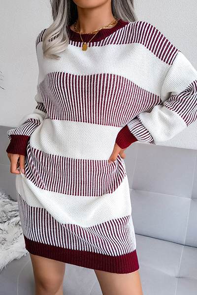 Classic Vintage Sweater with a Flattering Fit