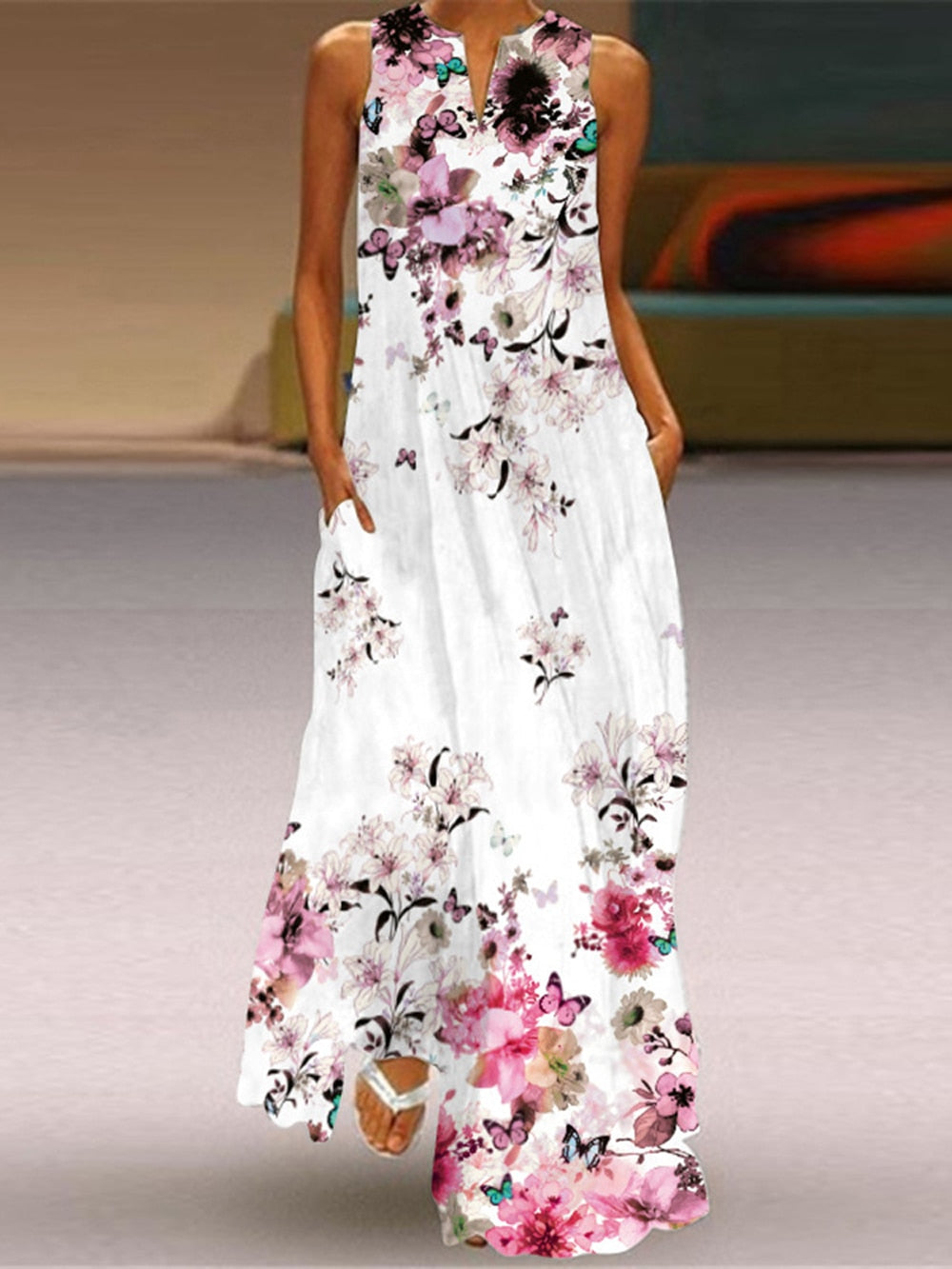 Beautifully Crafted Dress in a Classic Style
