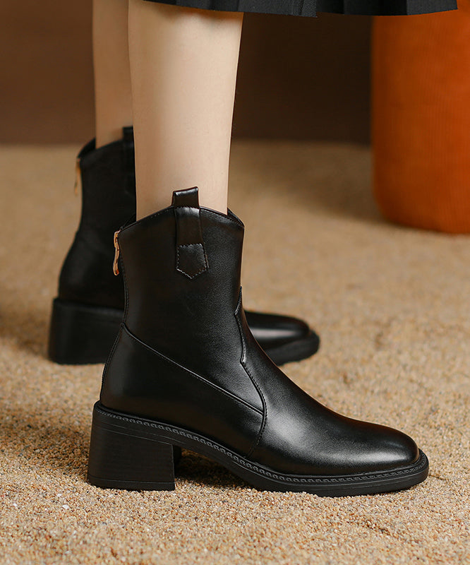 Elegantly Styled Boots for Everyday Wear