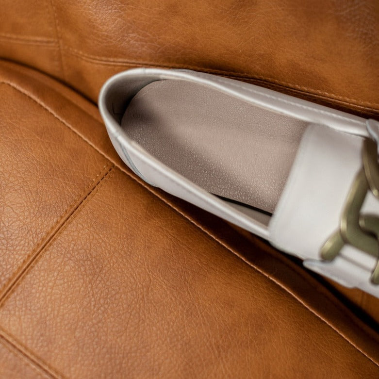 Sophisticated Garment with a Clean Classic Look