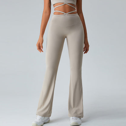 Effortlessly Elegant Pants with a Timeless Design