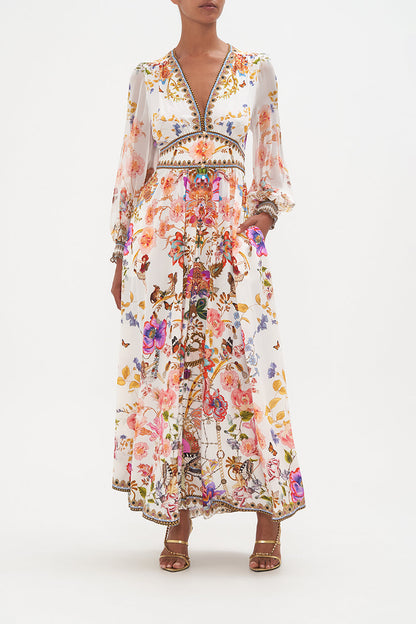 Classic Vintage Dress with a Flattering Fit