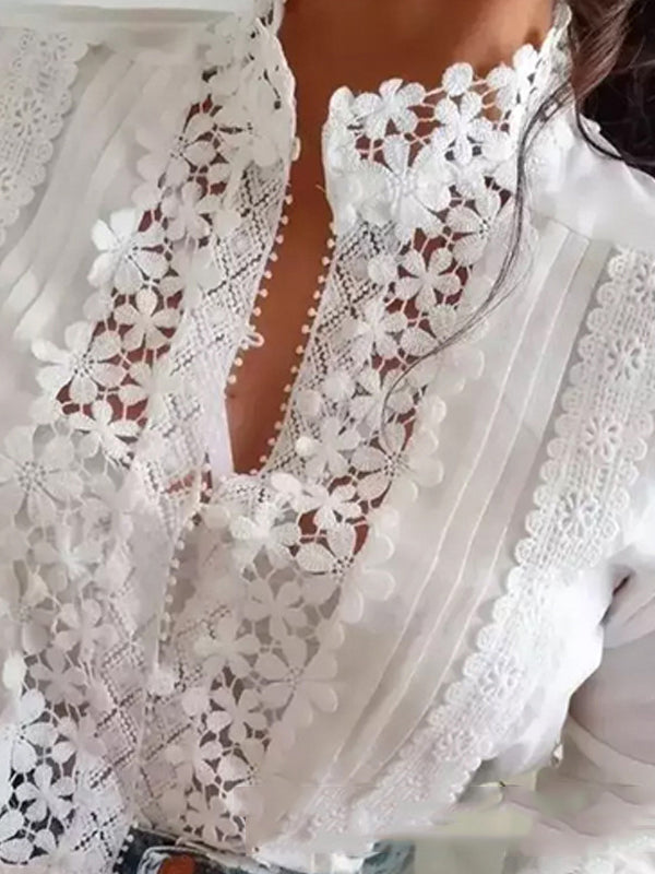 Effortlessly Elegant Blouse with a Timeless Design