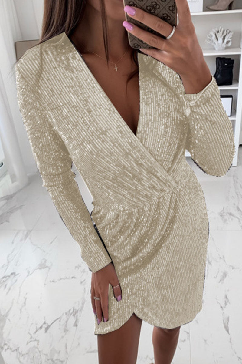 Effortlessly Elegant Dress with a Timeless Design