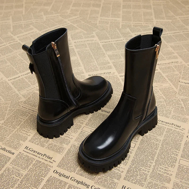 Beautifully Finished Boots in a Timeless Design