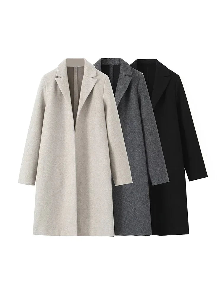 Gracefully Styled Coat for Any Occasion