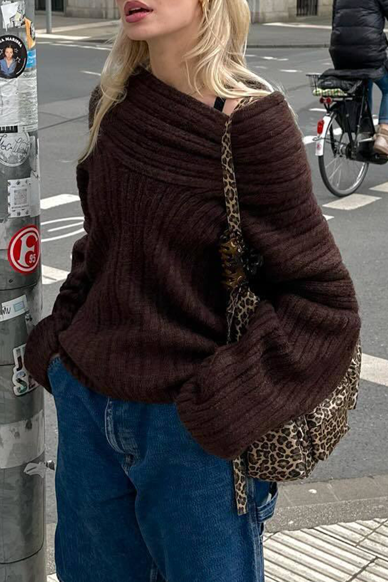 Beautifully Finished Sweater in a Timeless Design