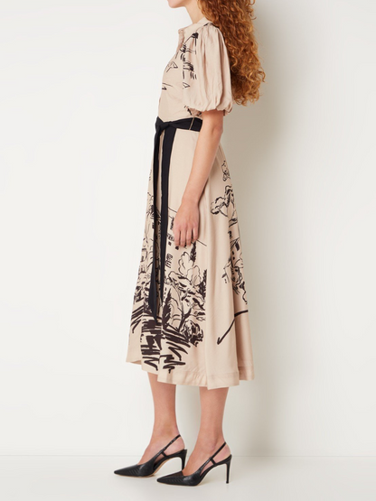 Beautifully Crafted Dress in a Classic Style