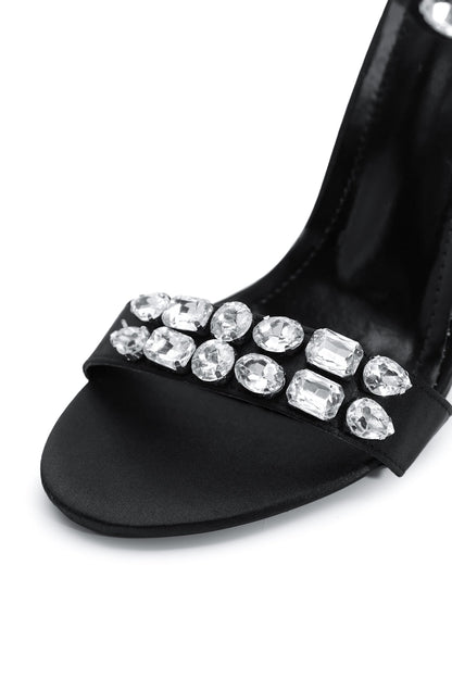 Beautifully Finished Sandals in a Timeless Design