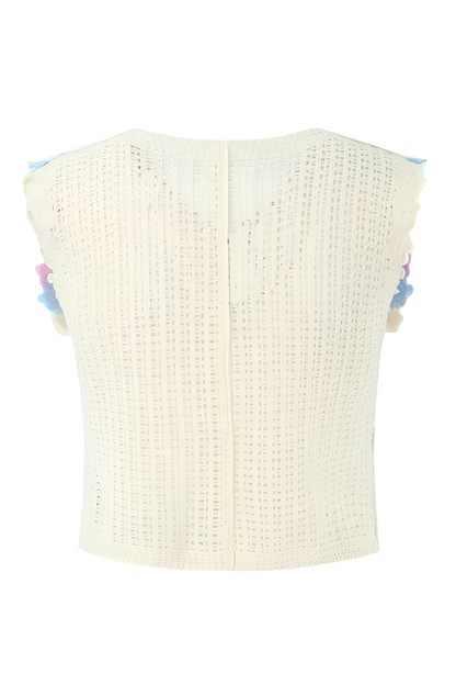 Effortlessly Elegant Top with a Timeless Design