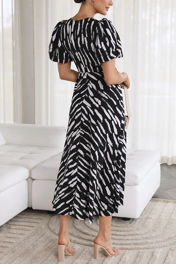 Gracefully Styled Dress for Any Occasion