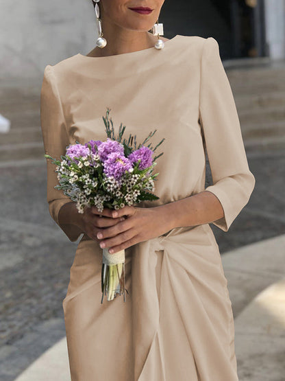 Well Tailored Dress with a Graceful Silhouette