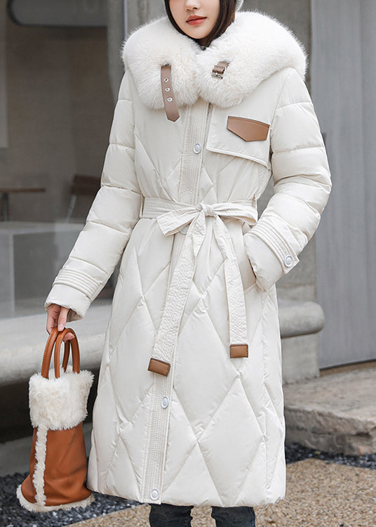 Gracefully Styled Coat for Any Occasion