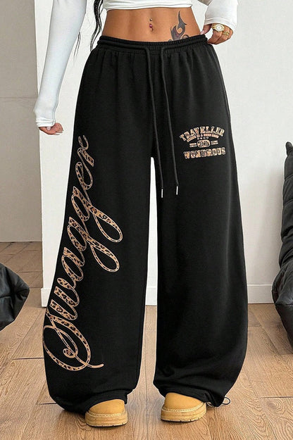 Well Tailored Pants with a Graceful Silhouette