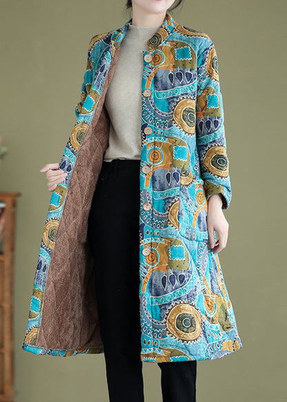 Beautifully Finished Coat in a Timeless Design