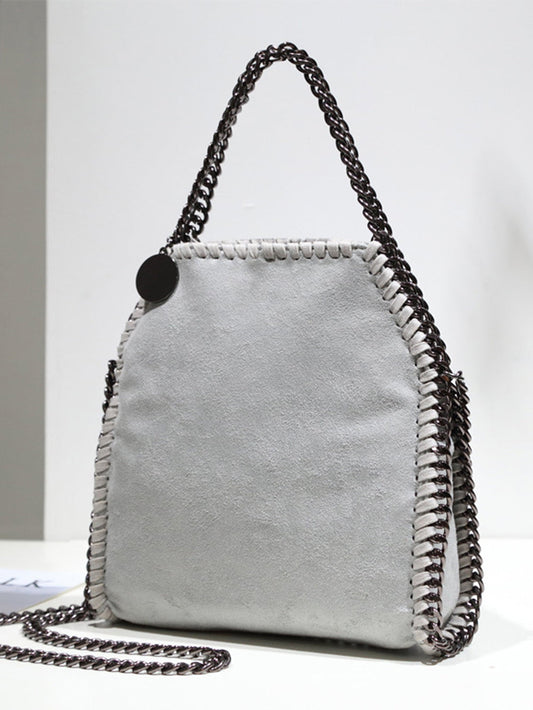 Beautifully Finished Bag in a Timeless Design