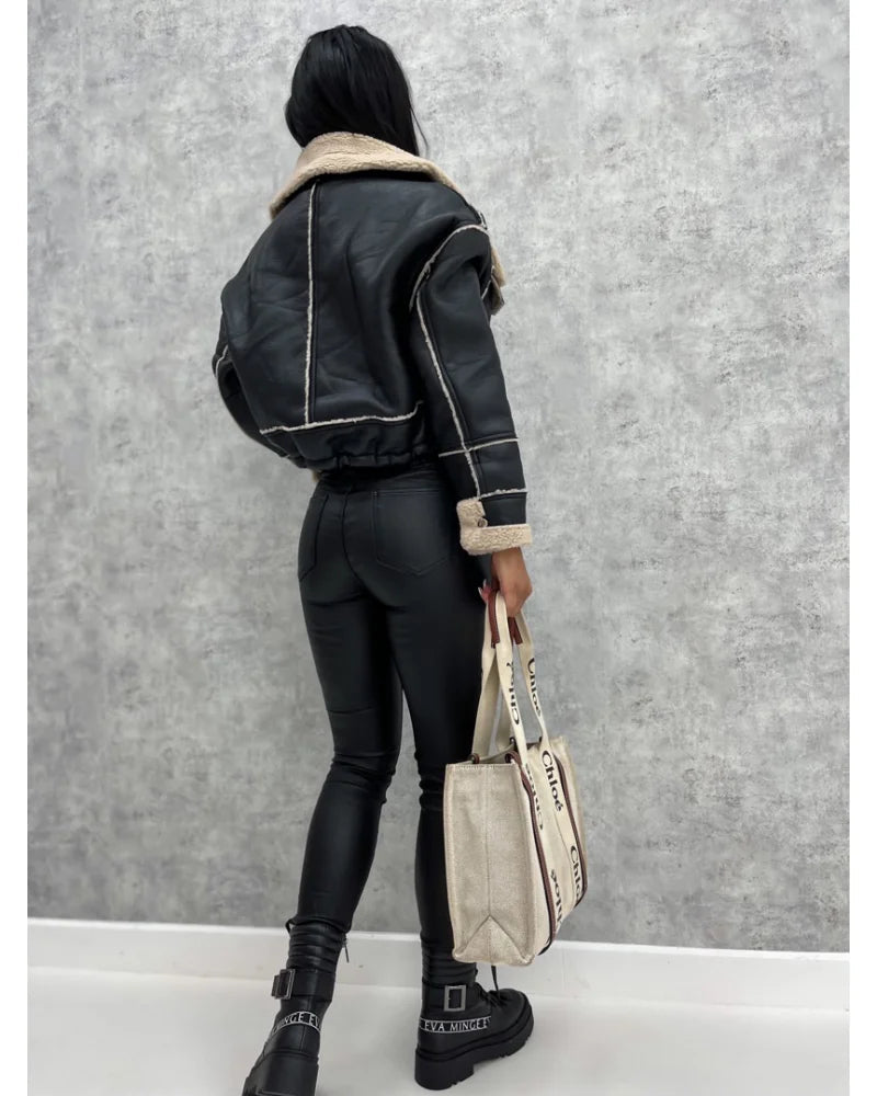 Elegantly Styled Jacket for Everyday Wear