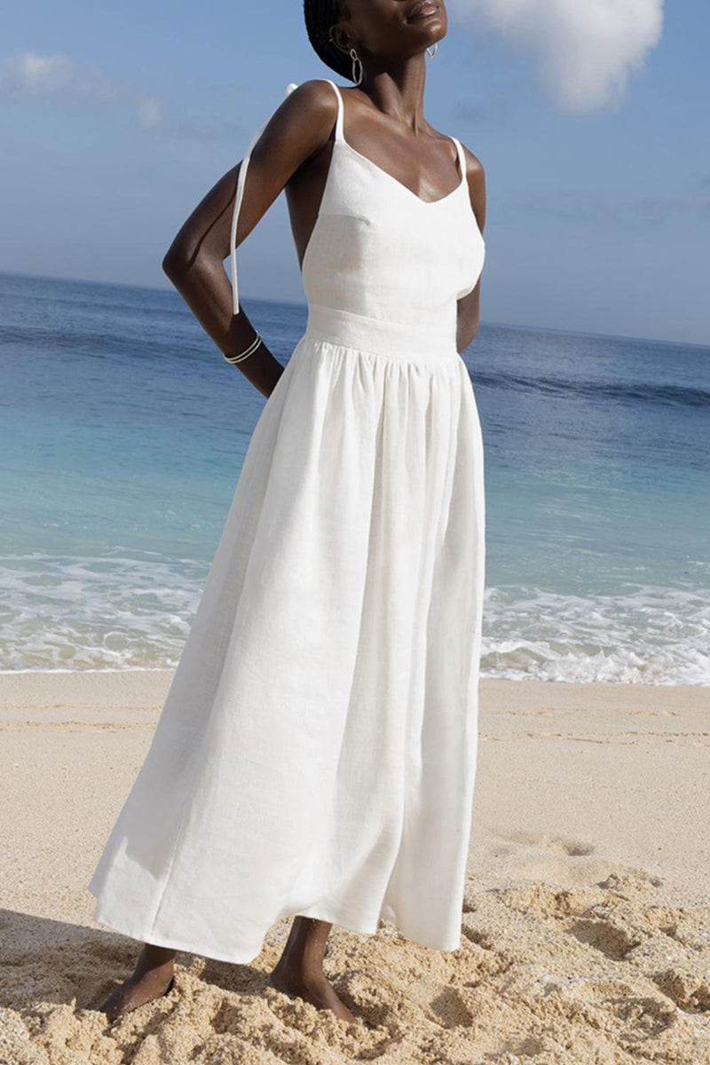 Beautifully Finished Dress in a Timeless Design