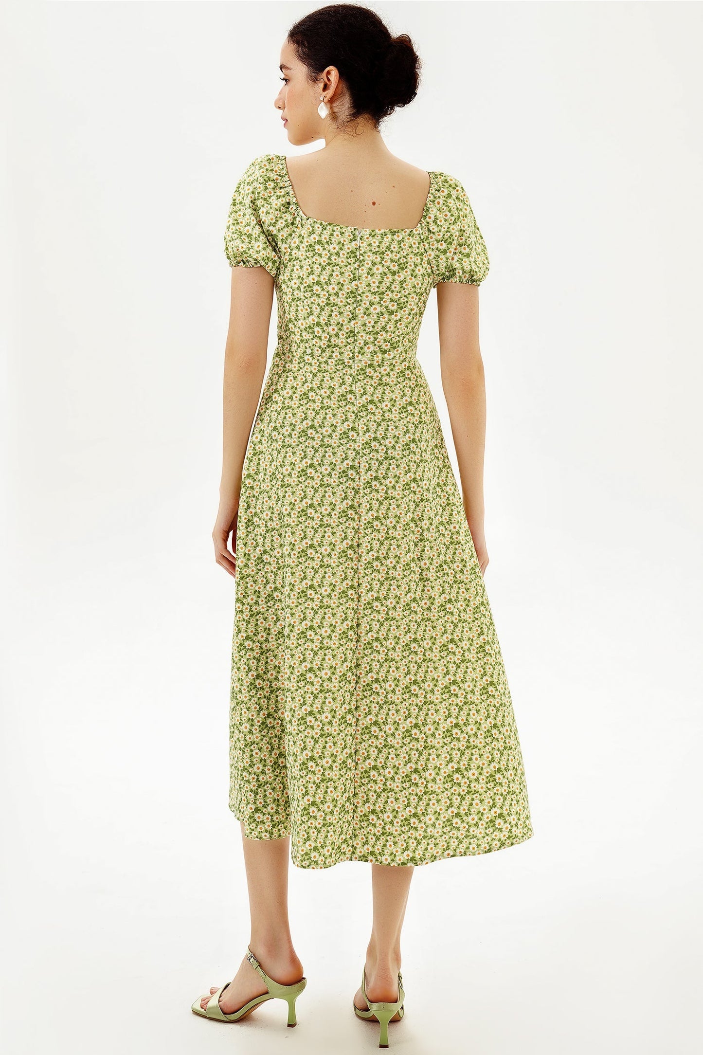 Elegantly Styled Dress for Everyday Wear