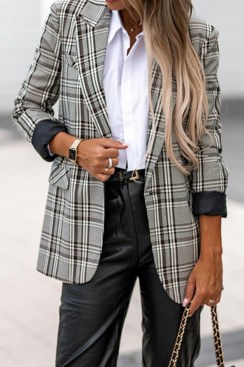 Sophisticated Garment with a Clean Classic Look