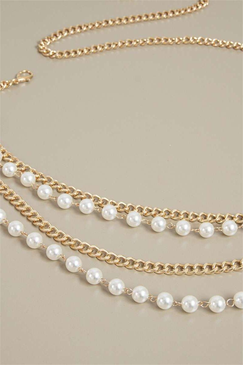 Sophisticated Garment with a Clean Classic Look